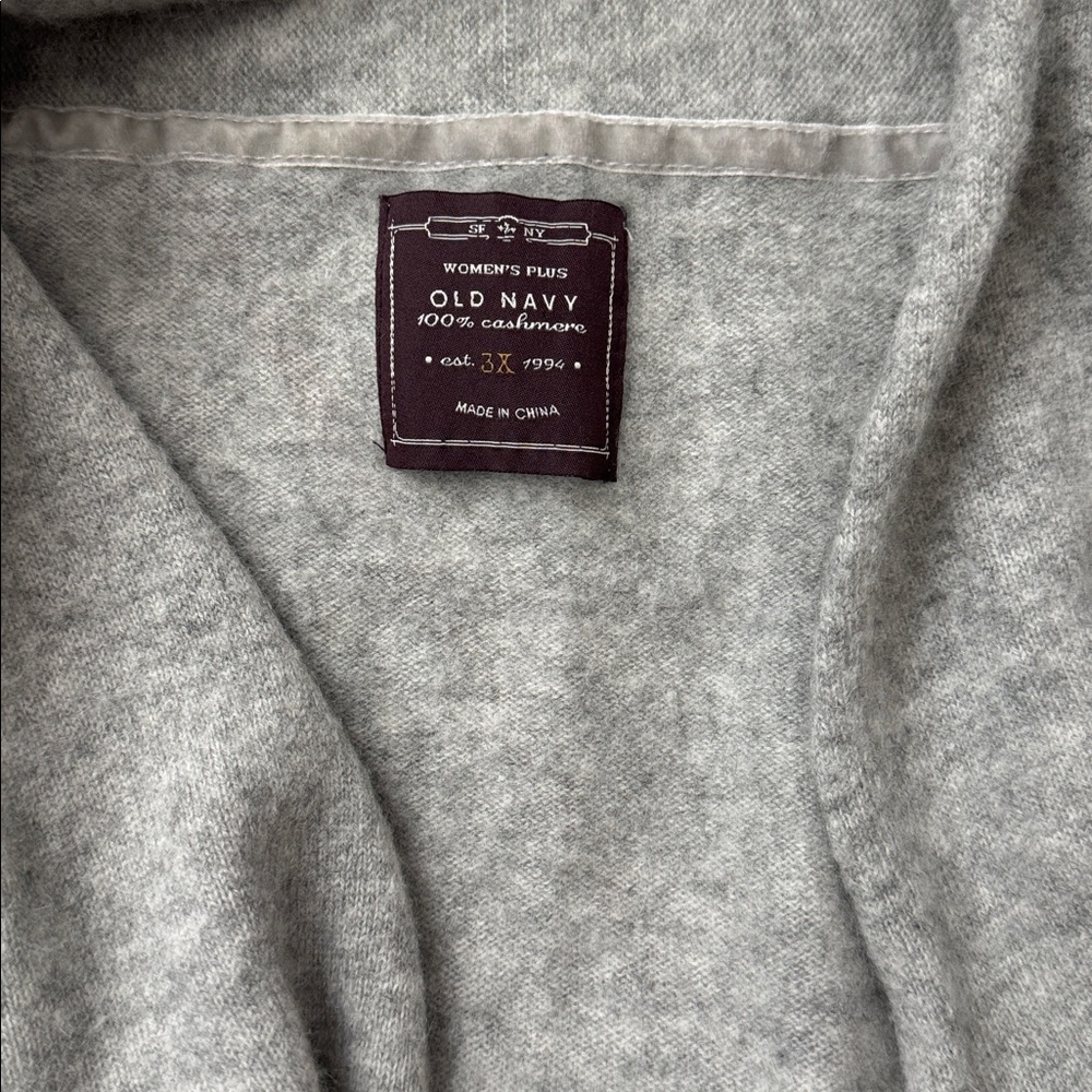 Vintage Old Navy brand 100% cashmere wrap cardigan - Picture 3 of 3
